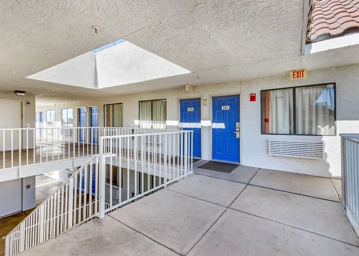 Motel 6-Phoenix, Az - West
