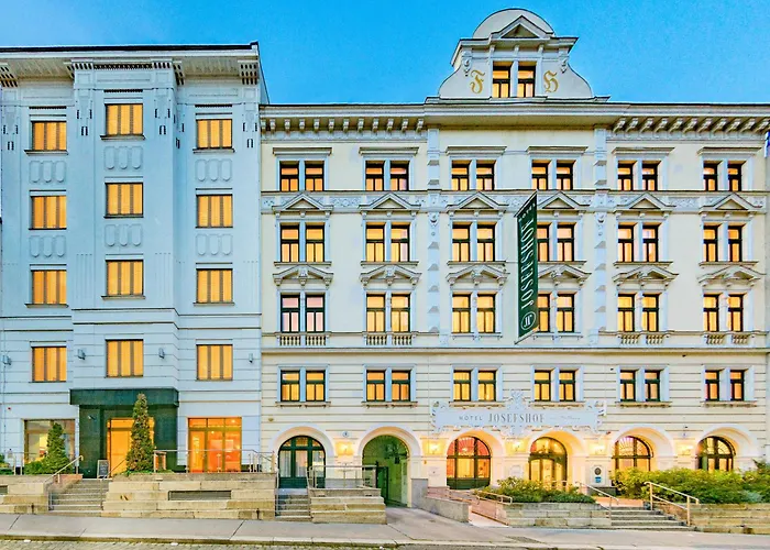 Hotel con golf: Hotel Josefshof Am Rathaus