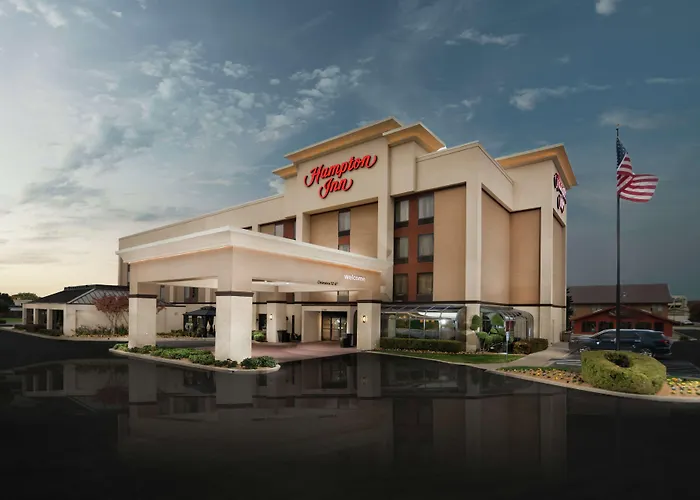 Pet Friendly hotel: Hampton Inn Tulsa/Broken Arrow