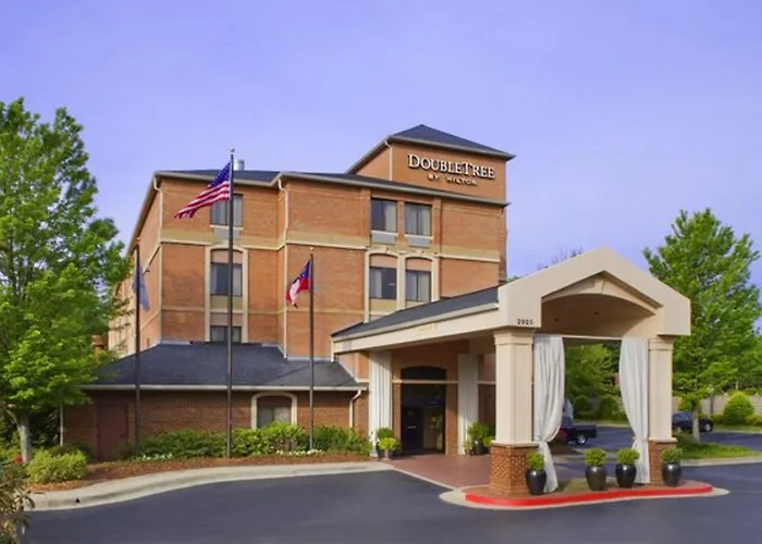 Cheap hotel: Doubletree By Hilton Atlanta Alpharetta-Windward