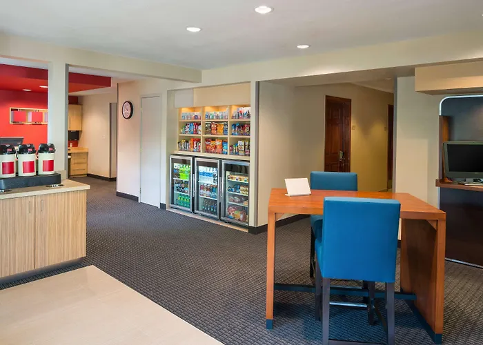 Hotel: Sonesta Simply Suites Seattle Renton