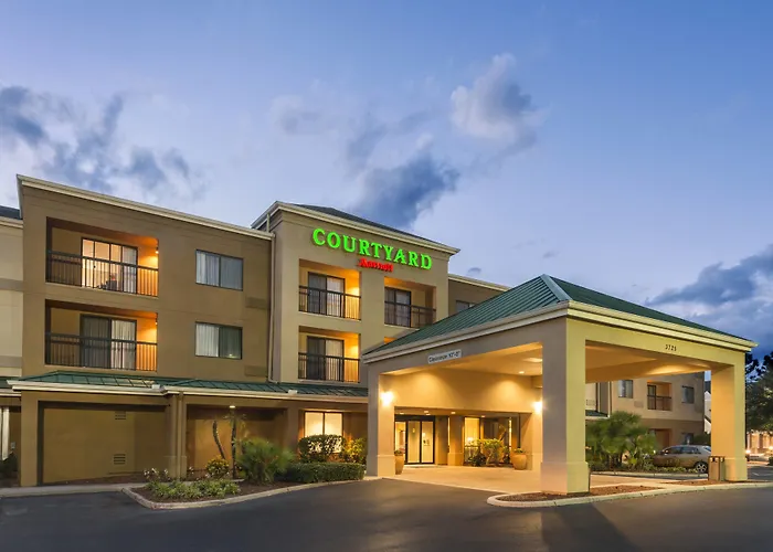 Courtyard By Marriott