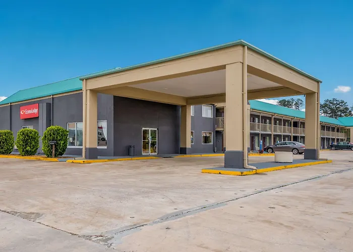 Vacation home: Econo Lodge Cullman South