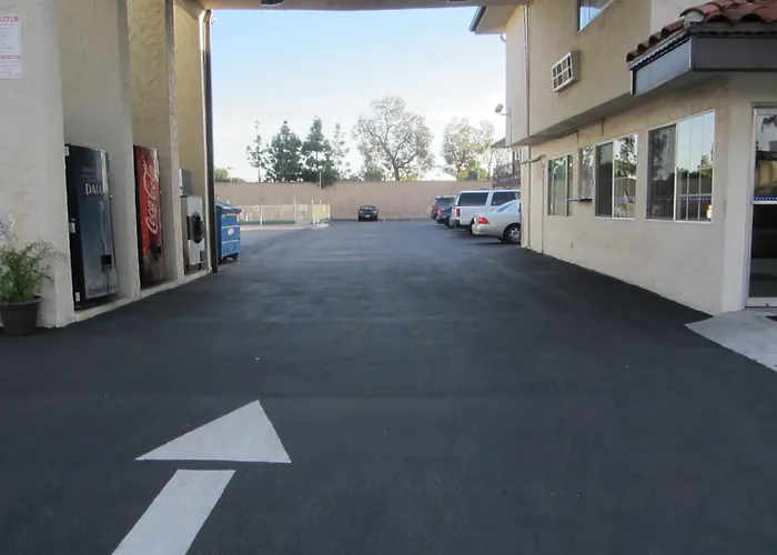 Little Boy Blue Motel