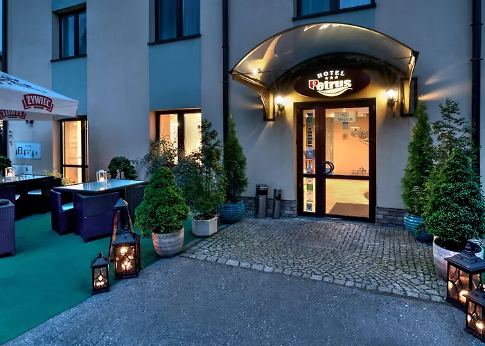 Luxury hotel only: Hotel Petrus