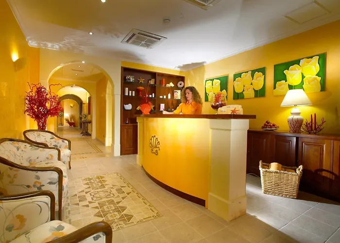 Hotel con piscina: Hotel Caparena