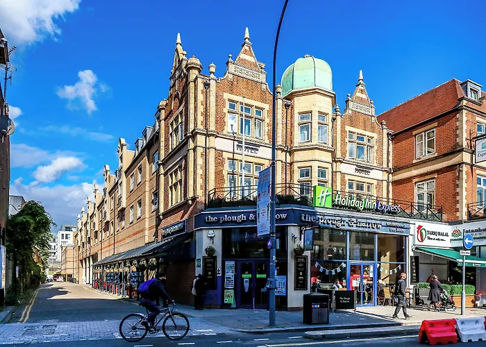 Holiday Inn Express London-Hammersmith By Ihg