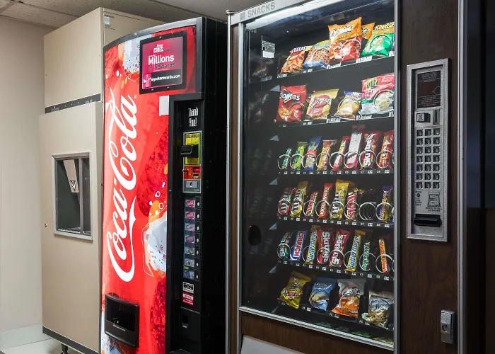 Motel: Super 8 By Wyndham Eau Claire I-94