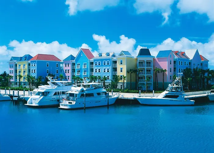 Luxury hotel only: Harborside Resort & Vacation Rentals At Atlantis