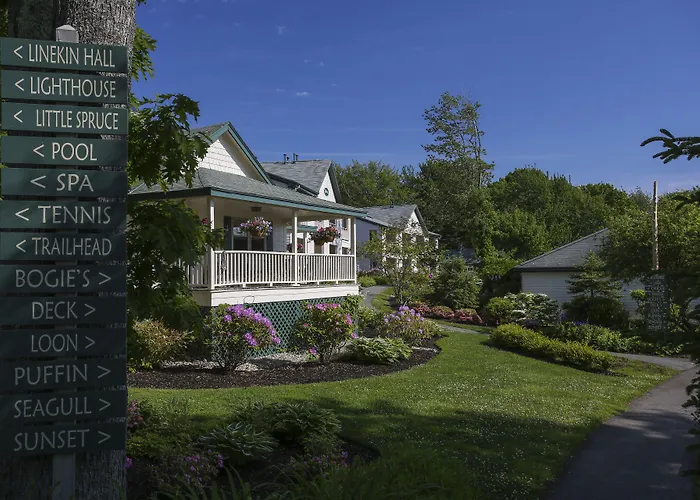 Spruce Point Inn Resort And Spa