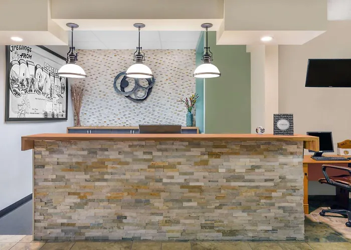 Cheap hotels Travelodge By Wyndham Loveland/Fort Collins Area