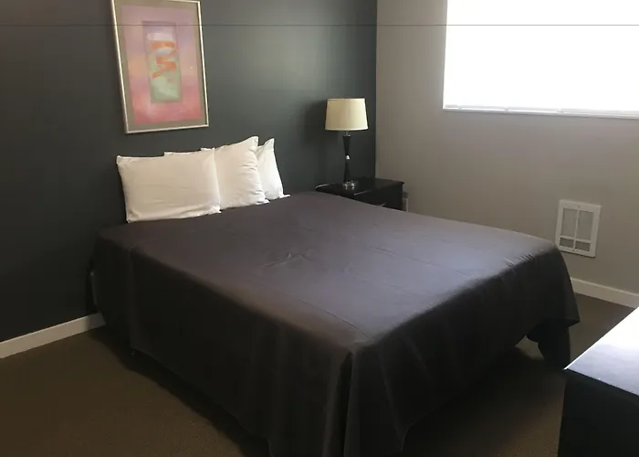 Sunrise Garden Suites