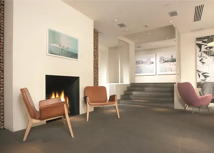 Hotel with Tennis: Hotel Continentale - Lungarno Collection