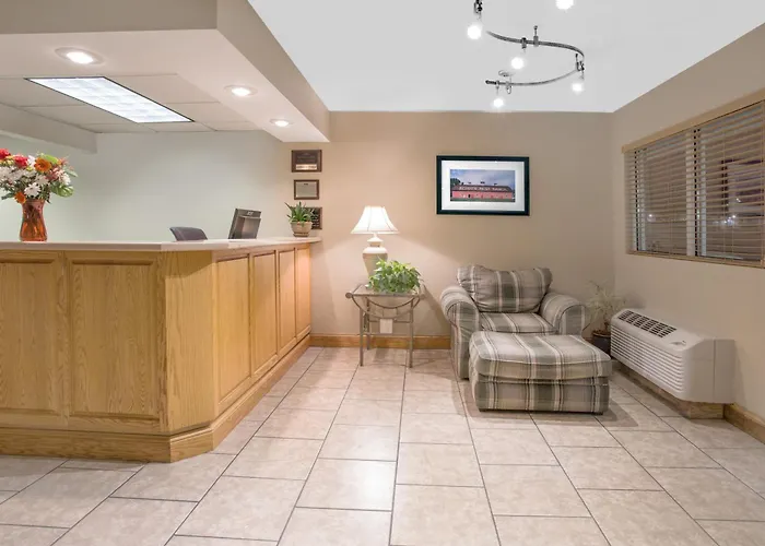 Motel: North Platte Inn And Suites