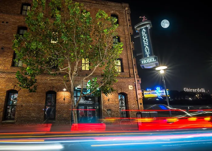 Hotel boutique: Argonaut Hotel, A Noble House Hotel