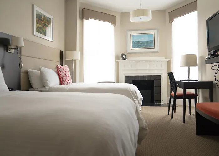 Pet Friendly hotel: Newbury Guest House