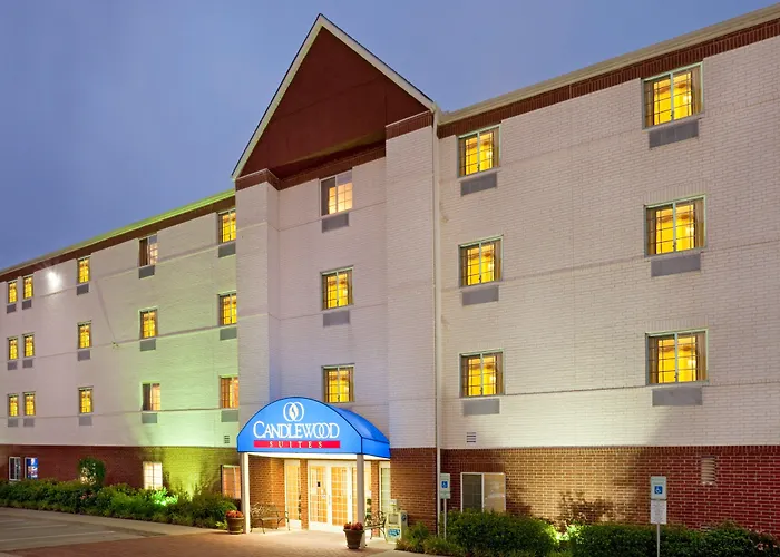 Hotel with Tennis: Candlewood Suites Tyler By Ihg