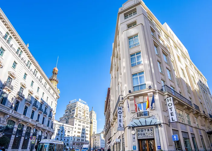4 sterren hotel: Quatro Puerta Del Sol