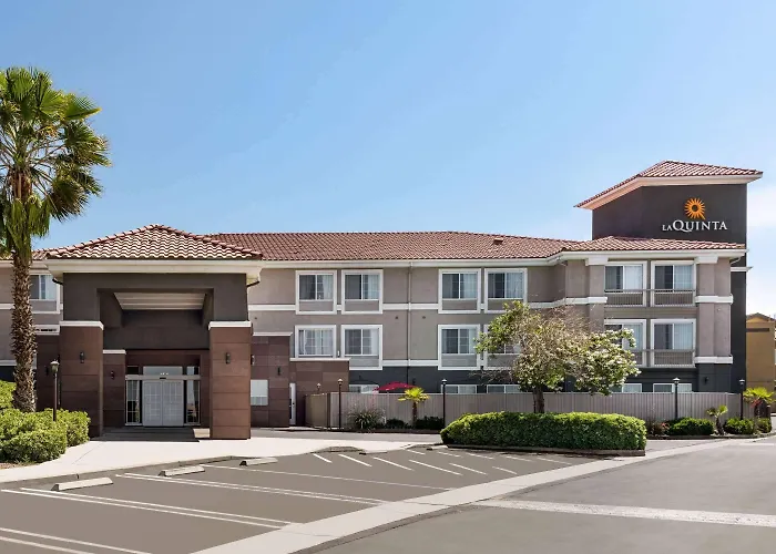 Cheap hotels La Quinta By Wyndham Hesperia Victorville