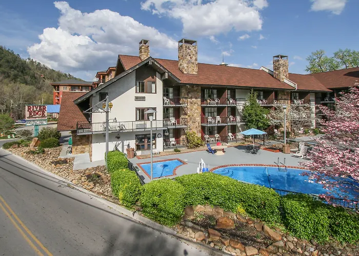 Cheap hotel: River Edge Inn