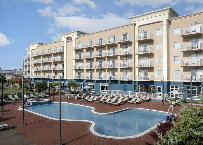 Pet Friendly hotel: Hampton Inn & Suites Ocean City Bayfront-Convention Center
