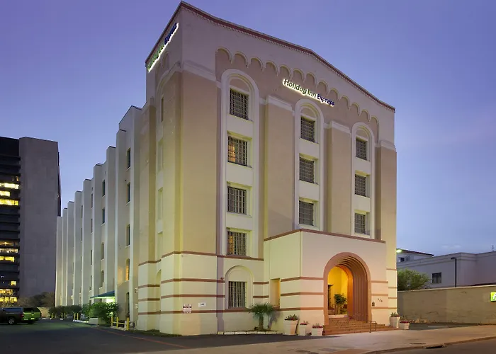 Holiday Inn Express San Antonio North Riverwalk Area By Ihg