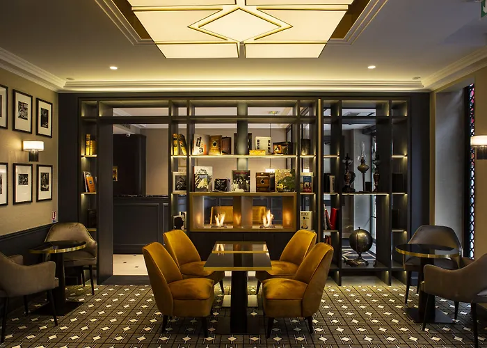 Central hotel: Lenox Montparnasse
