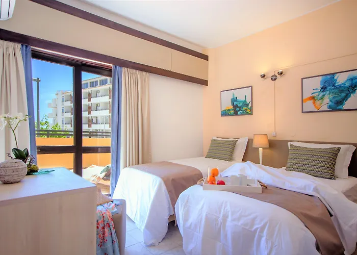 Cheap hotel: Turial Old Town Ocean View