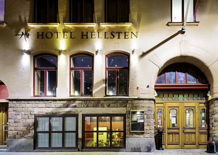 Luxury hotel only: Hotel Hellsten