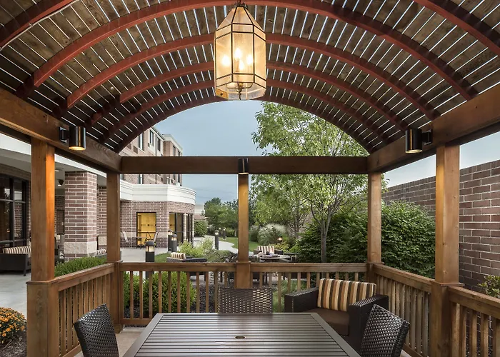 Pet Friendly hotel: Courtyard By Marriott Columbia