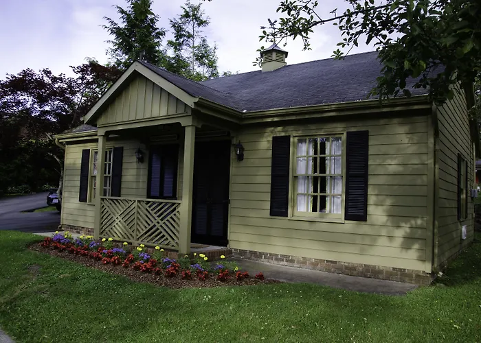 Beach hotel: Hillwinds Inn - Blowing Rock