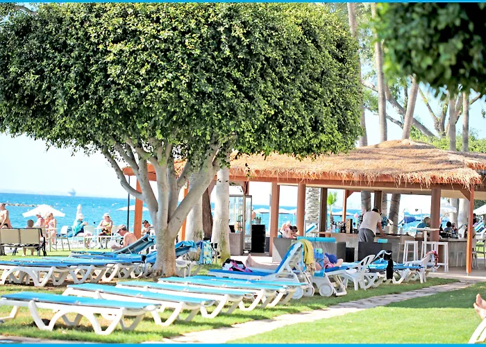 Hotel: Poseidonia Beach Hotel
