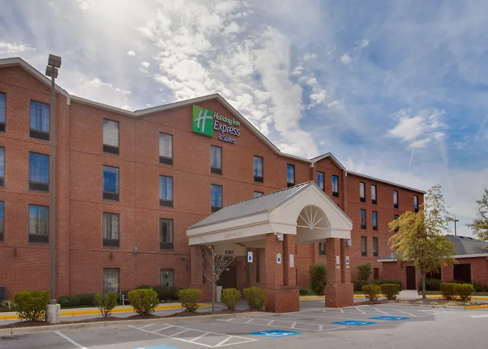 Cheap hotel: Holiday Inn Express I-95 Capitol Beltway - Largo By Ihg