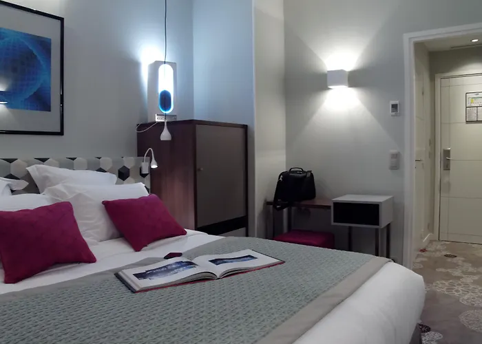 Jacuzzi hotel: Hotel Le Mareuil
