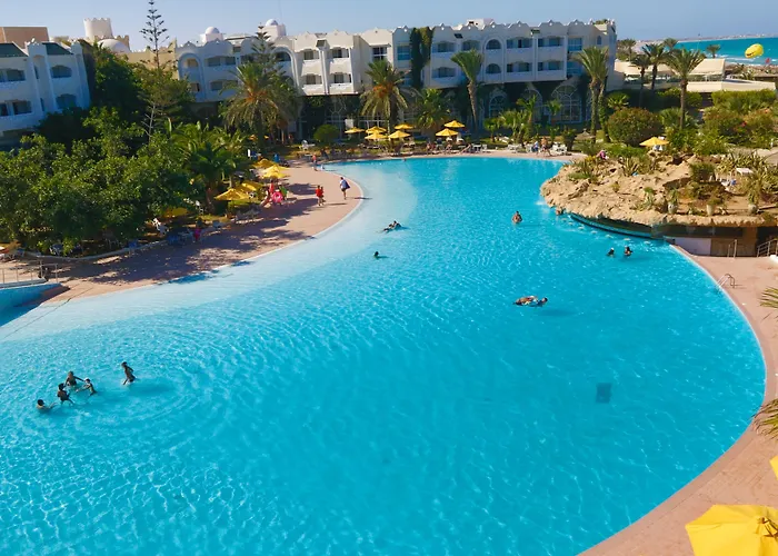 Luxury hotel only: Mahdia Beach & Aqua Park
