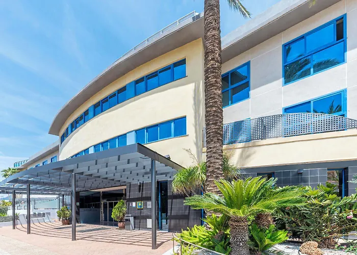 Pet Friendly hotel: Hotel Rober Palas