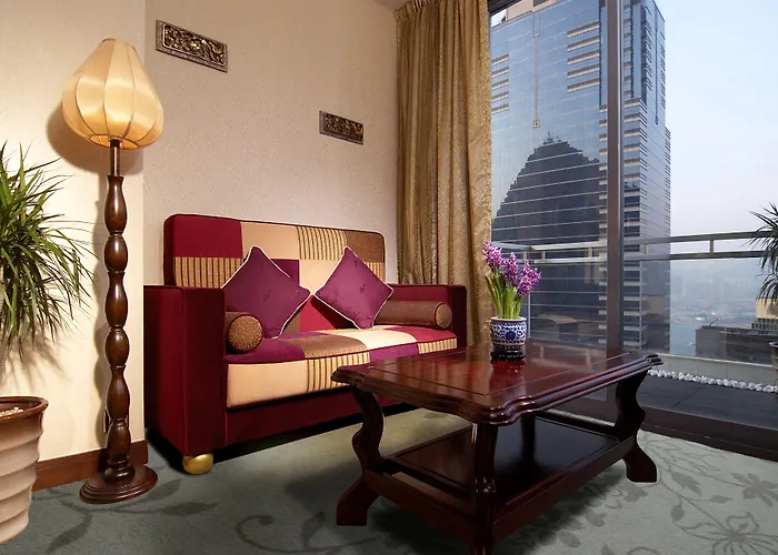 Lan Kwai Fong Hotel - Kau U Fong