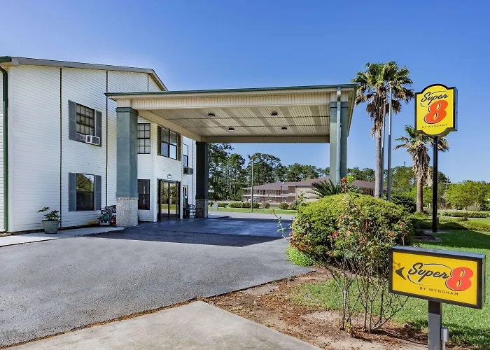 Super 8 By Wyndham Kinder/Coushatta Near Casino