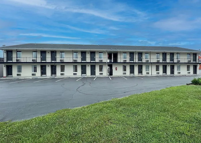 Motel: America'S Best Value Inn Lancaster