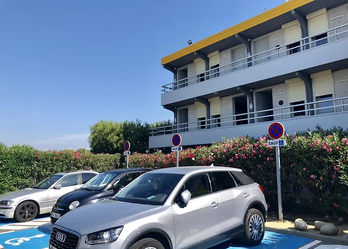  Premiere Classe Perpignan Sud