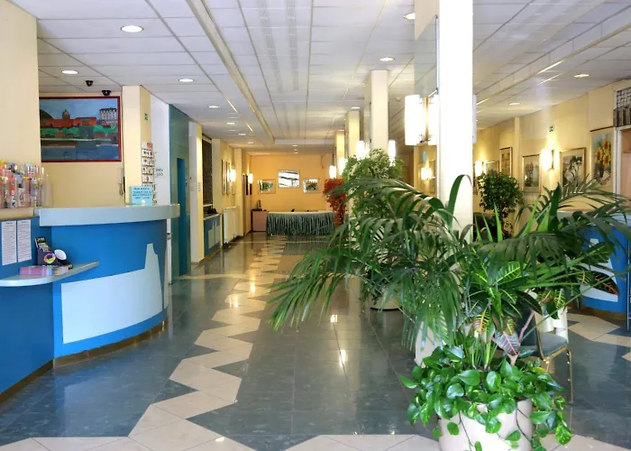 Cheap hotels Bara Junior