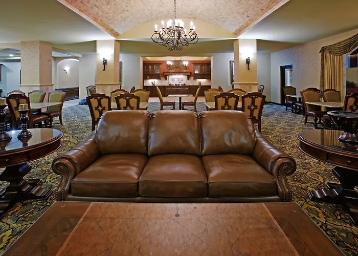 Beach hotel: Comfort Suites Alamo-River Walk