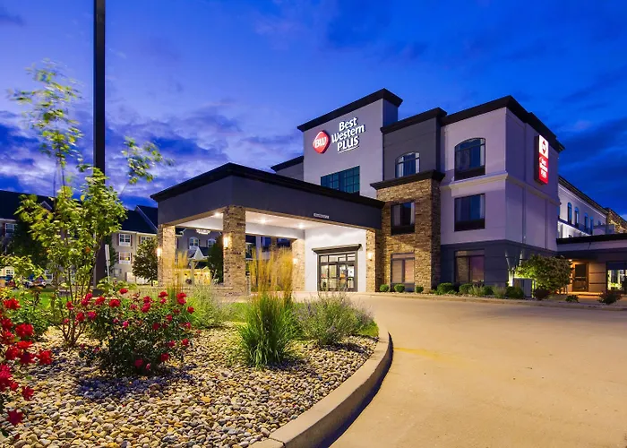 Dog friendly hotels Best Western Plus Champaign/Urbana Inn