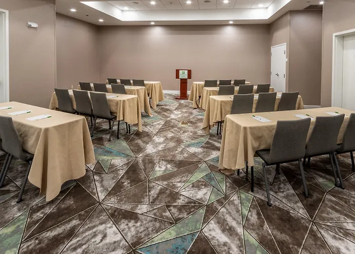Holiday Inn Hotel & Suites Memphis-Wolfchase Galleria By Ihg