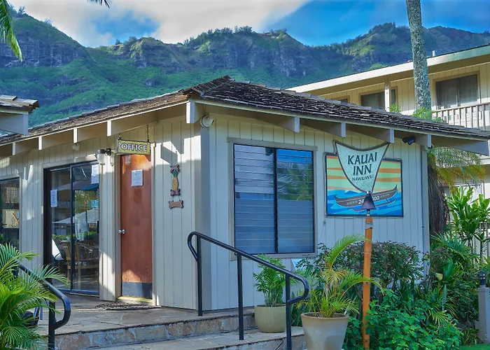 Hotel with view: The Kauai Inn (Adults Only)