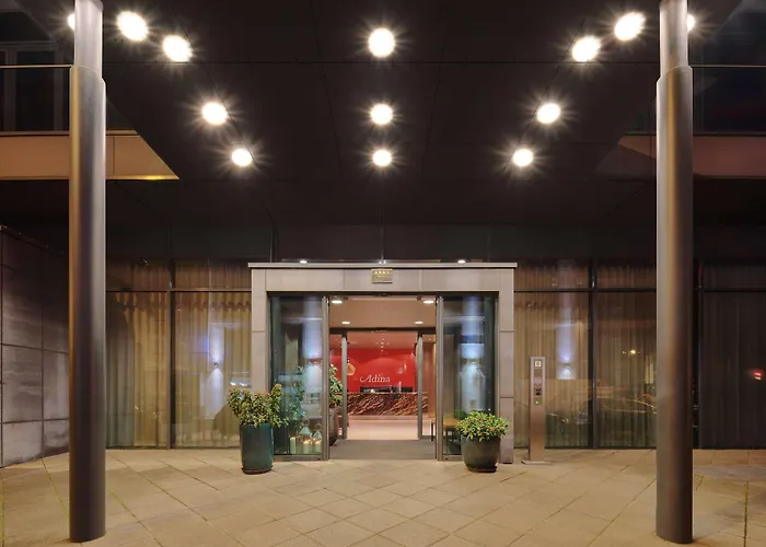 Hotel met zwembad: Adina Apartment Hotel Frankfurt Neue Oper