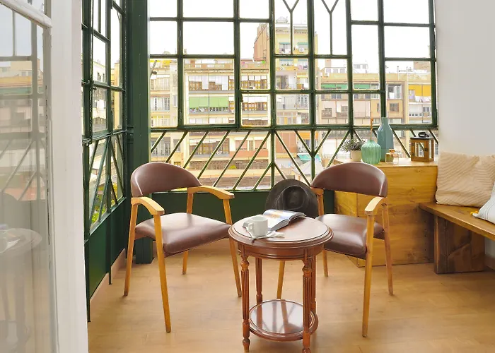  Hostal Girona