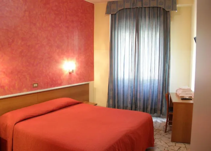 Hotel all'aeroporto: Hotel Del Sud