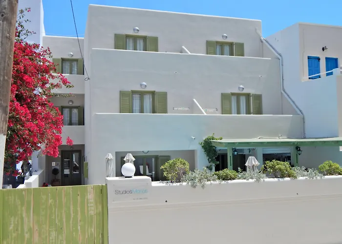 Dog friendly hotels Studios Marios