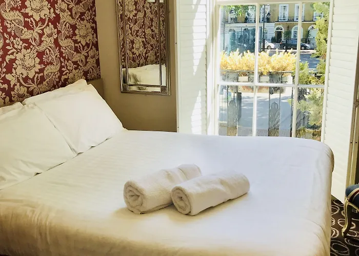 Hotel nahe College: Excelsior Hotel